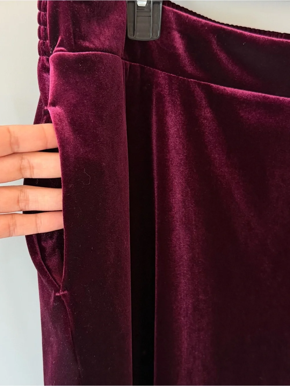 NWT Croft & Barrow Burgundy Velvet Skirt LG Mid Rise Knee Length Witchy Office